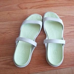 CROCS Shoes - Ladies sz 11 crocs CROCS Shoes - Ladies sz 11 crocs